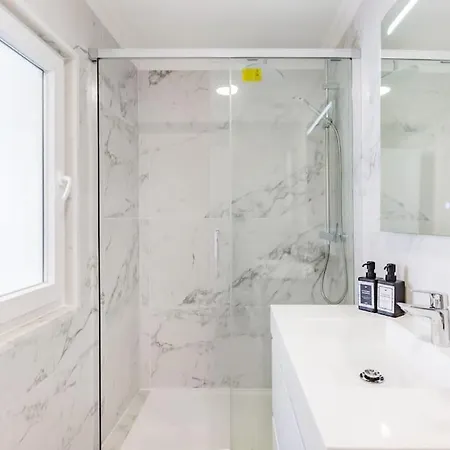 Seaside Modern Flat Ii @ Historical * קסקאיס