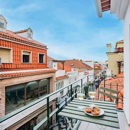 Apartment Seaside Modern Flat Ii At Historical *