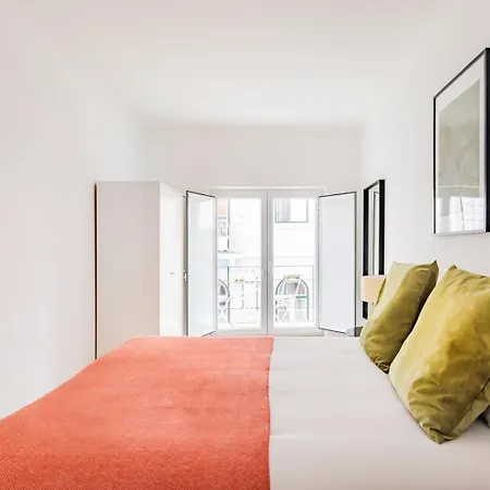 Seaside Modern Flat Ii @ Historical Appartement *