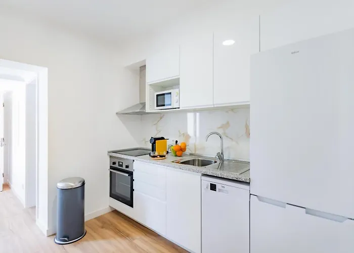 Seaside Modern Flat Ii @ Historical Lejlighed *