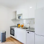 Seaside Modern Flat Ii @ Historical Lejlighed *